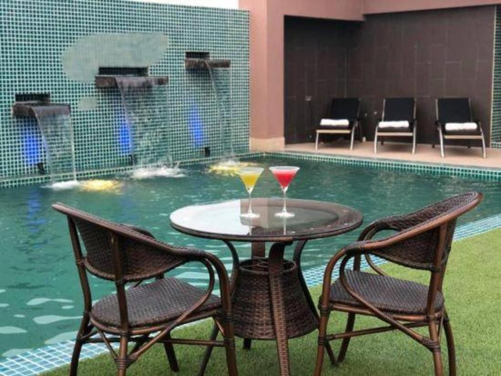 Hotel Castle Salam Khulna Exterior photo