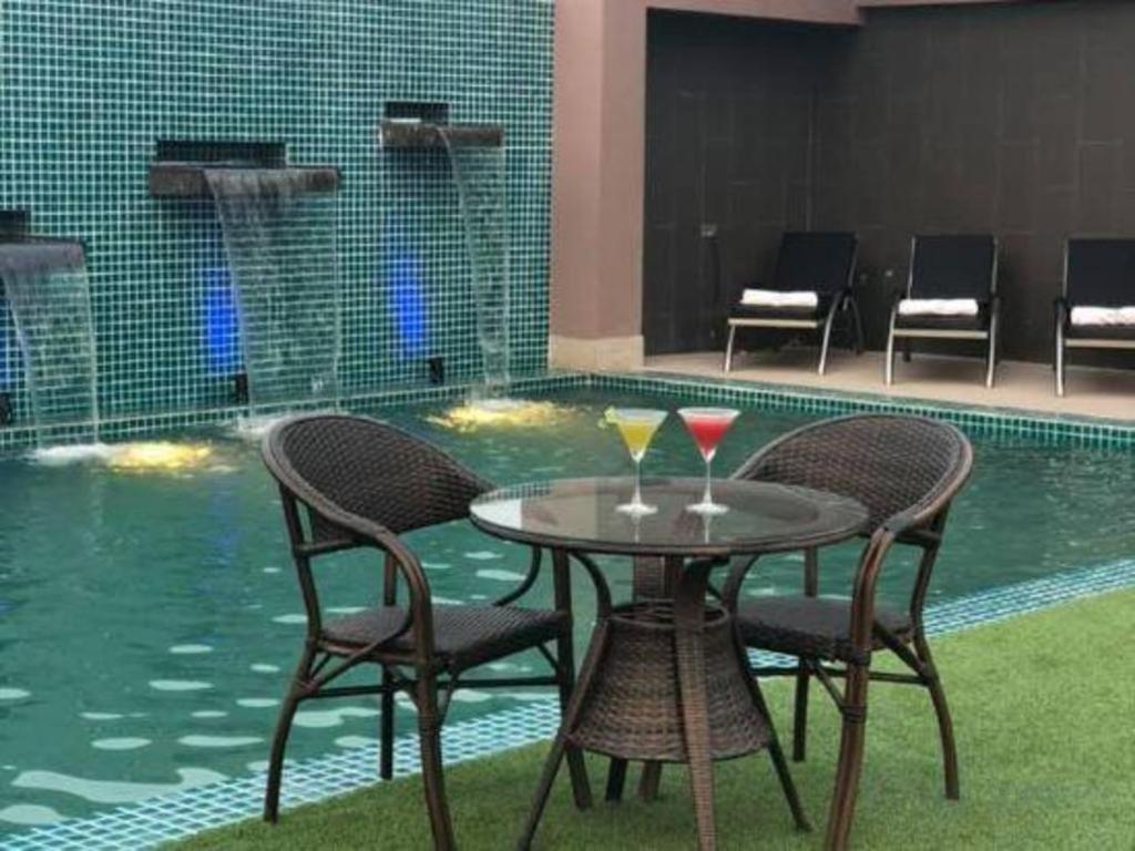 Hotel Castle Salam Khulna Exterior photo